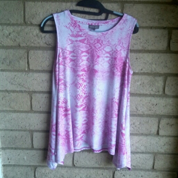 Vince Camuto Tops - Vince Camuto Pink Snakeskin Tank Top